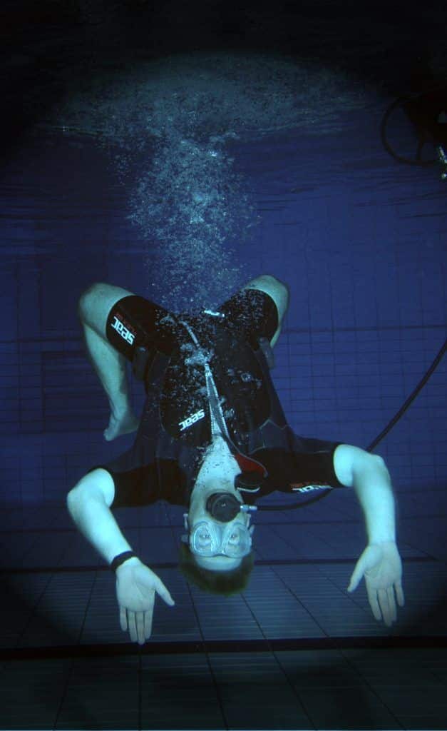 unterwasser yoga timmendorfer strand aqua yogaDSC 4942b Unterwasser-Yoga Erfahrungsbericht – innere Tarierung in Perfektion