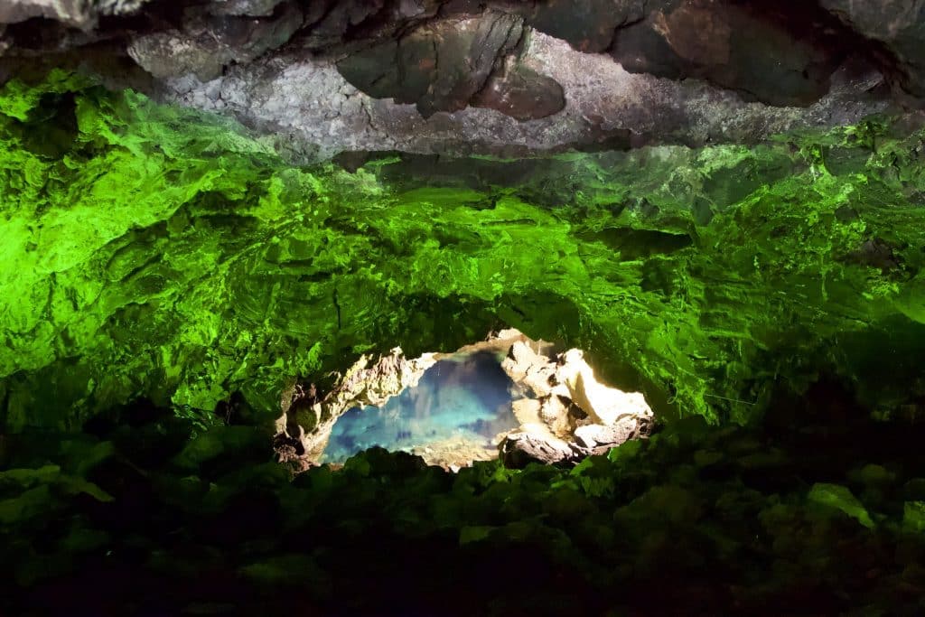 Die Cuevas de los Verdes im Osten der Insel sind ein Höhlensystem aus Lava, das zum Entdecken und zu Erforschen den Abenteurer hervorkommen lässt. Foto: Sascha Tegtmeyer