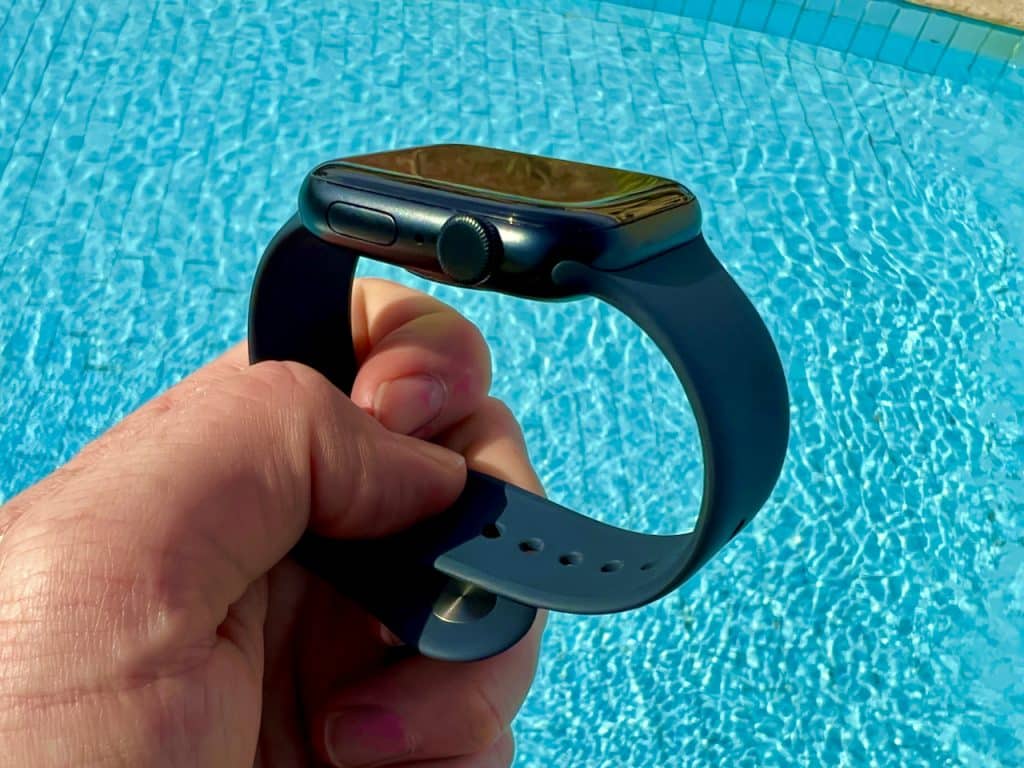 Ideal für alle, die eine grundsolide Smartwatch mit den wichtigsten Funktionen suchen – die Apple Watch SE 2. Foto: Sascha Tegtmeyer Apple Watch SE 2 Test Erfahrungen Testbericht Alltag Urlaub Reise Sport