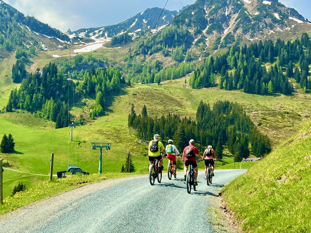 Von Streuböden zur Wildalm und zum Lärchfilzkogel geht's auch mit dem Bike. Reisebericht Fieberbrunn Pillerseetal Erfahrungen Tipps Sehenswürdigkeiten Aktivitäten