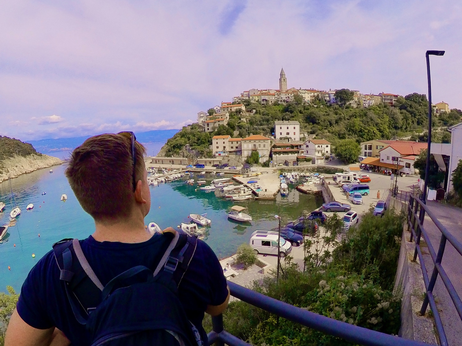 Ich bin total begeistert von dieser wunderschönen kroatischen Insel – und möchte dich inspirieren, ebenfalls die Insel zu besuchen. Foto: Sascha Tegtmeyer Reisebericht Krk Tipps Erfahrungen Erfahrungsbericht